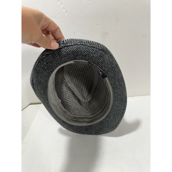 Capas Headwear Tweed Black White Gray Godfather Hat 7 1/8 Red Feather Gorgeous - Picture 7 of 11